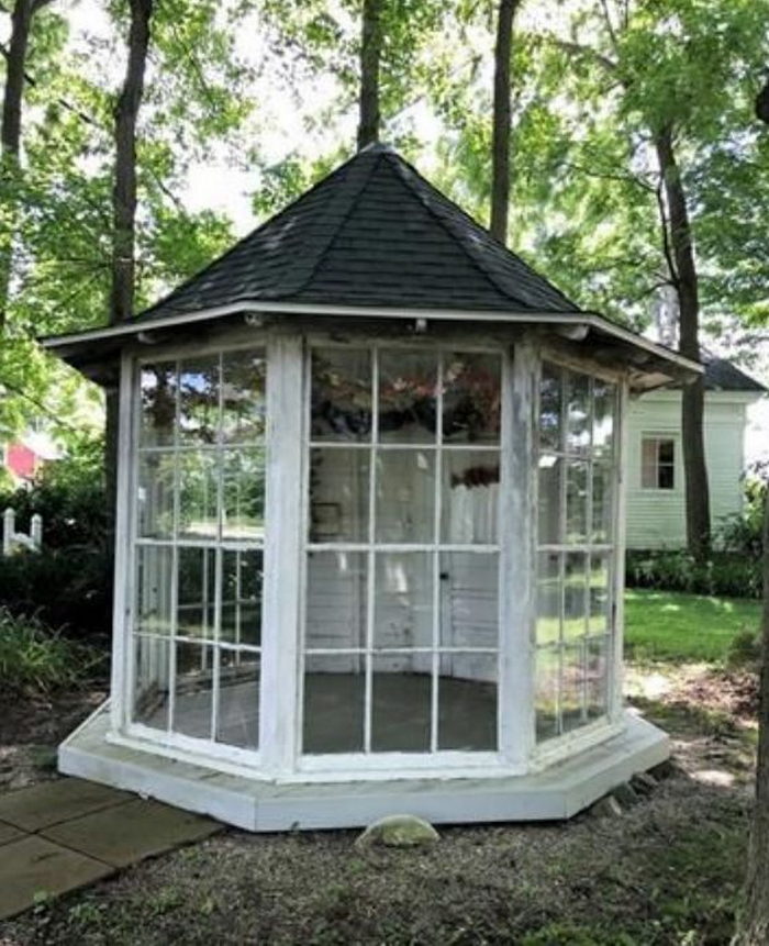 Prestons Antique Gaslight Village - Photo From Land Dot Com (newer photo)